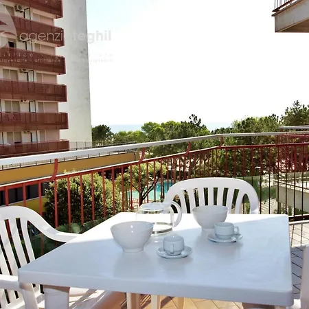 Condominio Cristallo Lignano Sabbiadoro Exterior foto